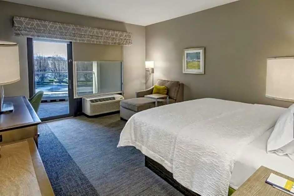 Hampton Inn By Hilton & Suites San Jose Airport, CA