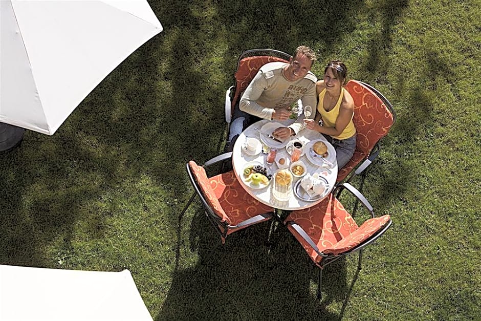 Tschirgantblick Hotel