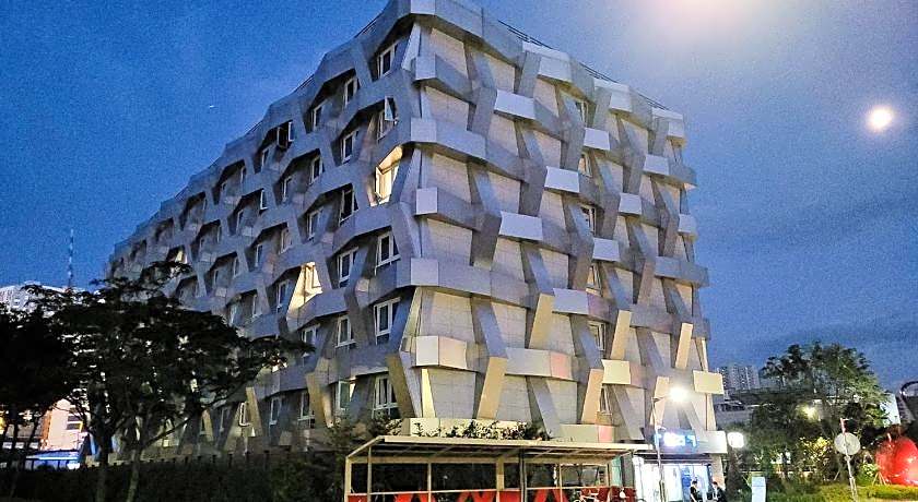 Chungchoho Best Hotel