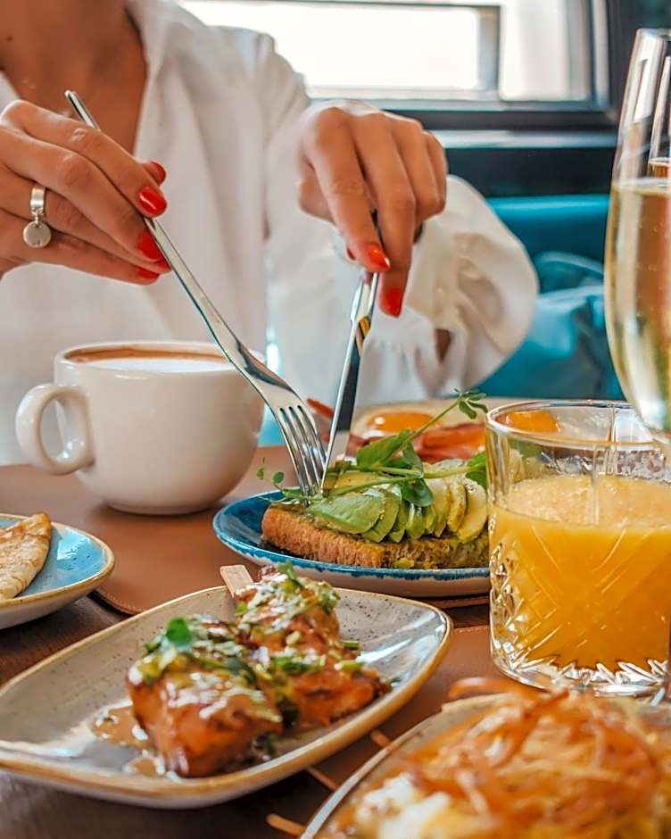 Five Seas Cannes, a Member of Design Hotels™