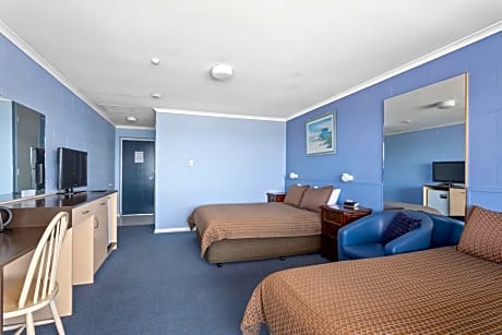 Double or Twin Room with Bay View - First Floor