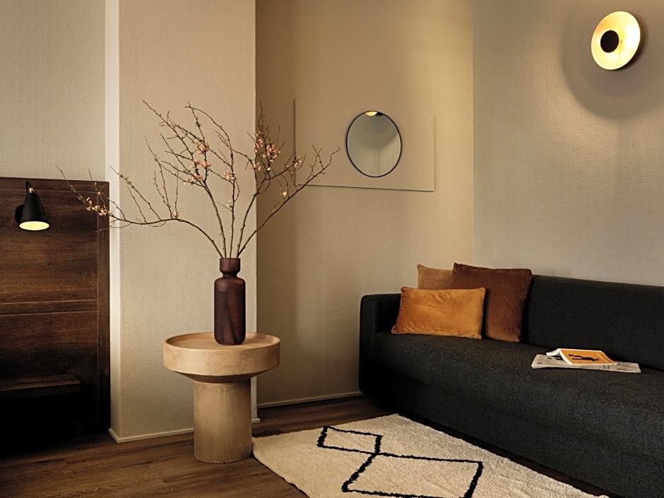 Photo 1 of 9 of Studio 1 King Bed with Sofabed