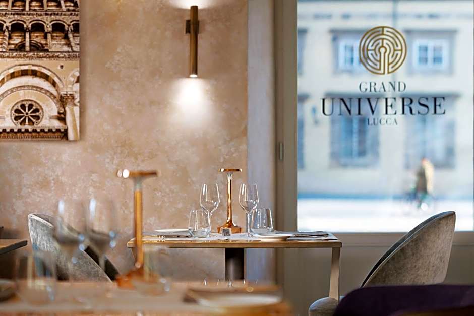 Grand Universe Lucca, Autograph Collection