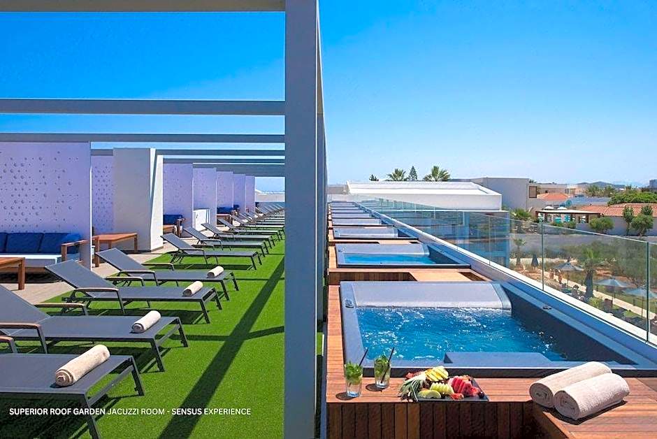Lavris Hotels