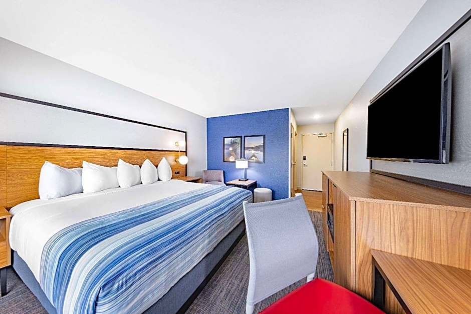 AmericInn by Wyndham International Falls Southwest