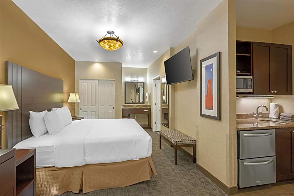Best Western Plus Canyonlands Inn