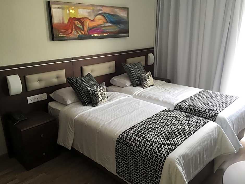 Livadhiotis City Hotel