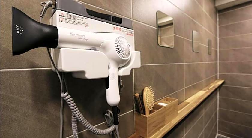 Blueboat Hostel Jeonju (Korea Quality)