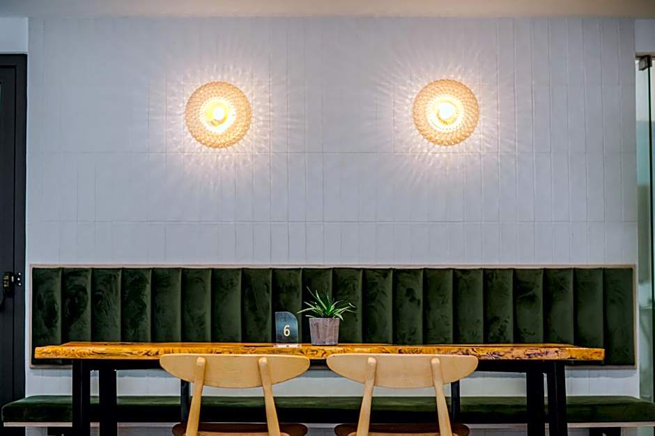 Roseum Boutique Hotel