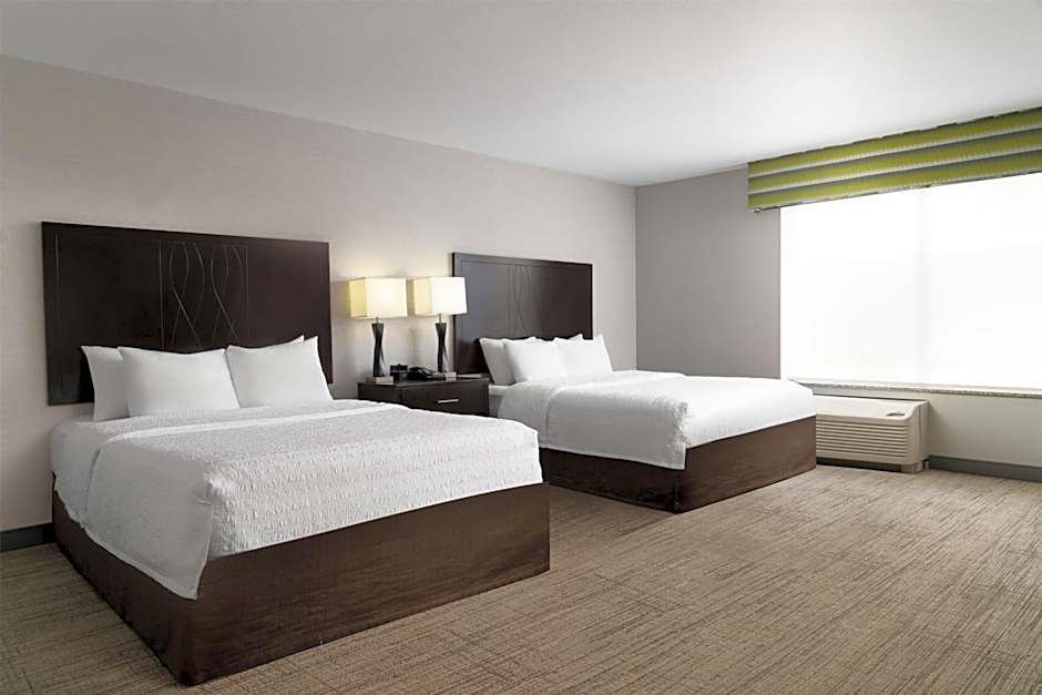 Hampton Inn Fairmont