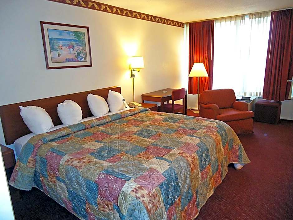 Motel 6-Troy, OH