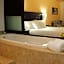 La Posada Hotel & Beach Club