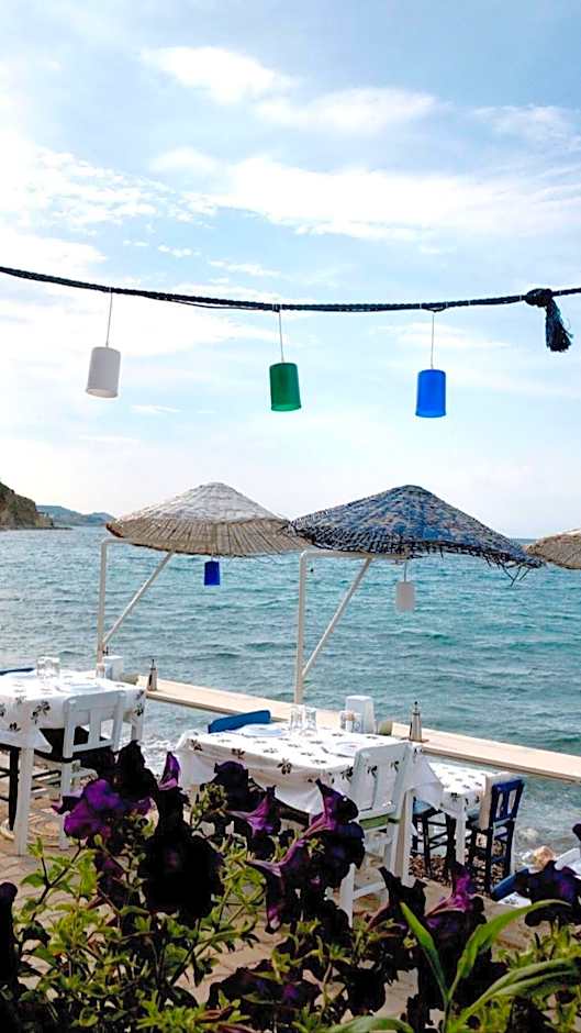 Giritli Rum Meyhanesi & Butik Otel