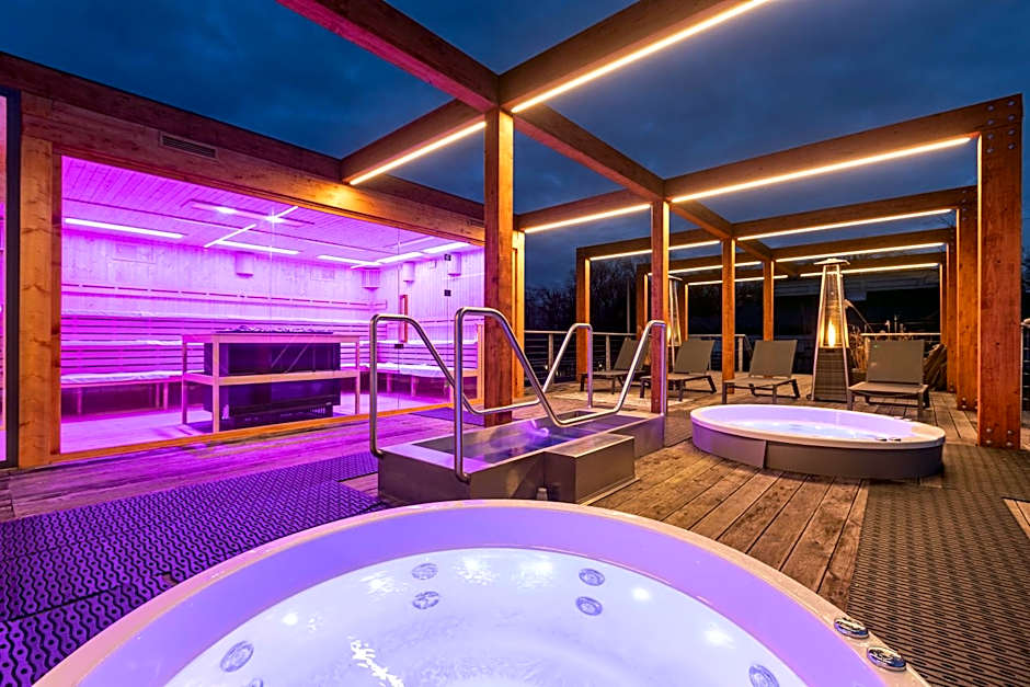 Bristol Art & Medical SPA