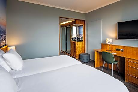 Premium Twin Room