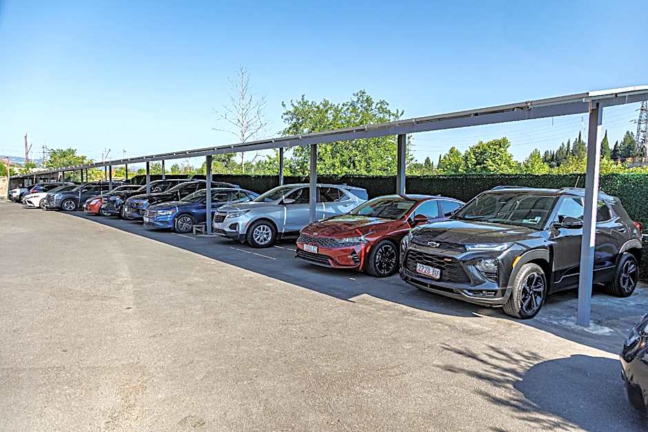 Route Hotel