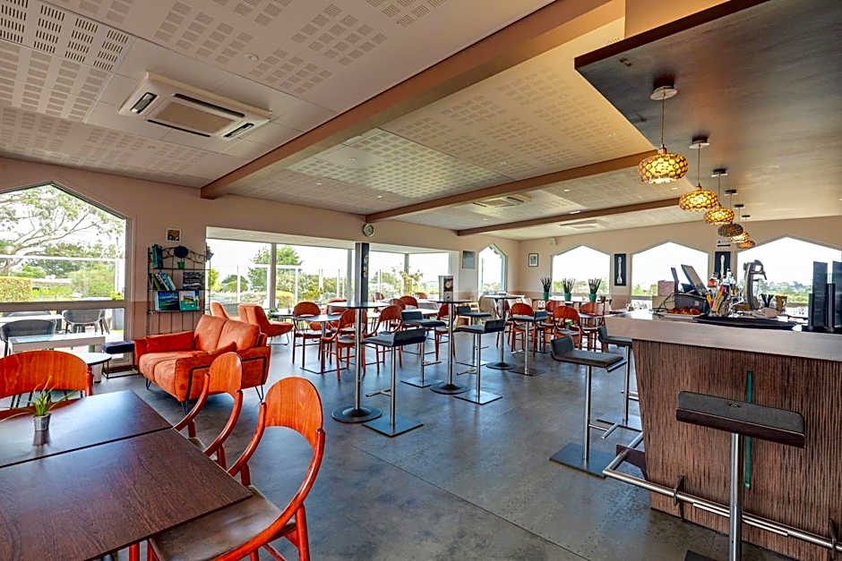 Brit Hotel Golfhotel Saint Samson