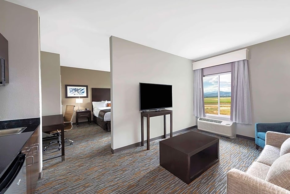 Wingate by Wyndham SeaTac Airport