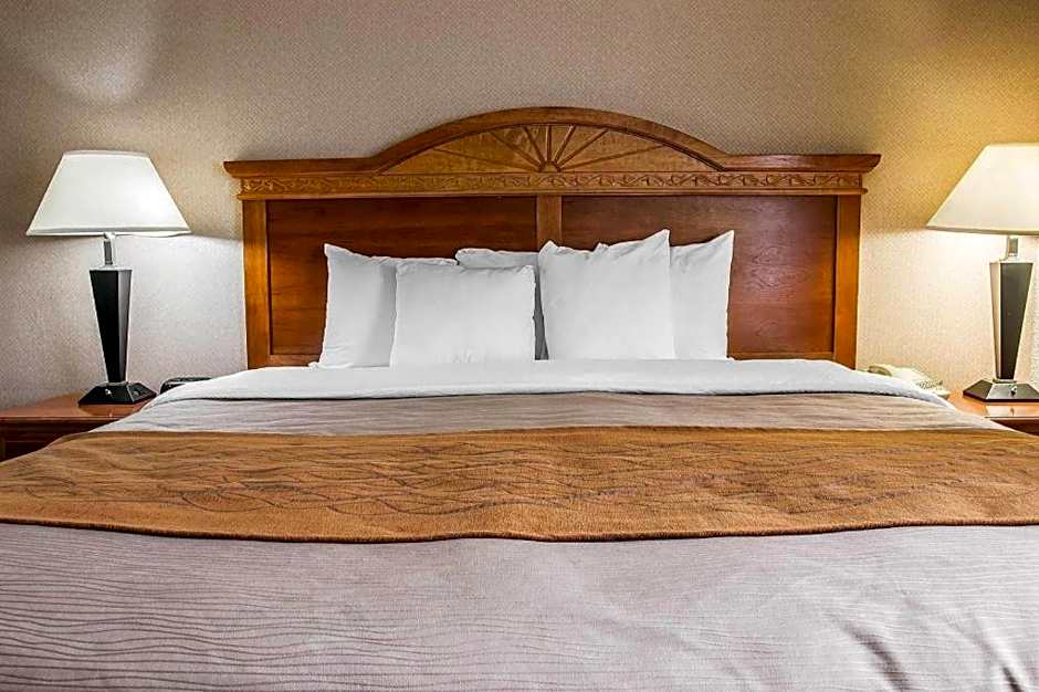 Comfort Inn & Suites University South