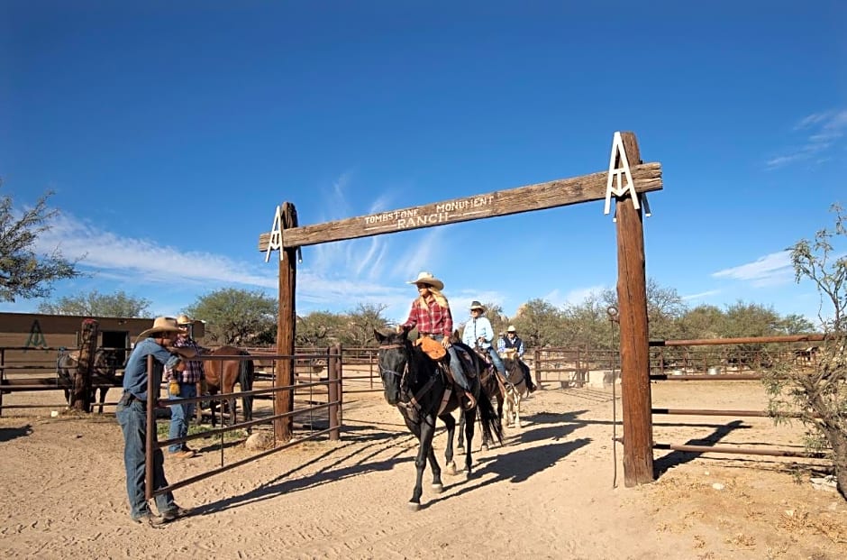 Tombstone Monument Guest Ranch