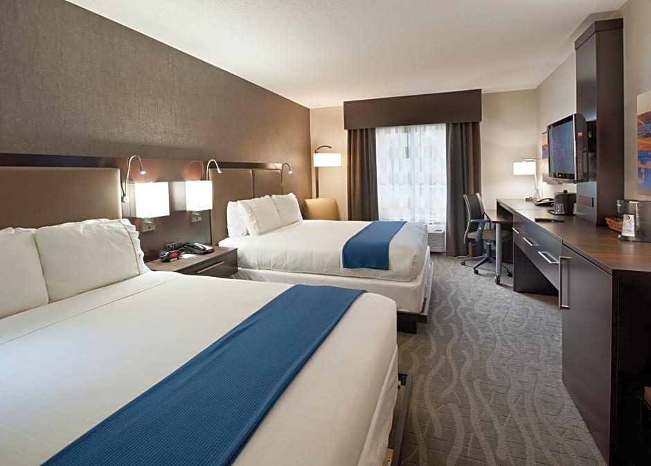 Holiday Inn Express Hotel and Suites Dayton South I 675 By IHG