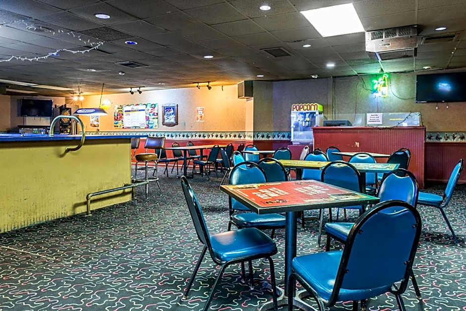 Quality Inn & Suites Fairview
