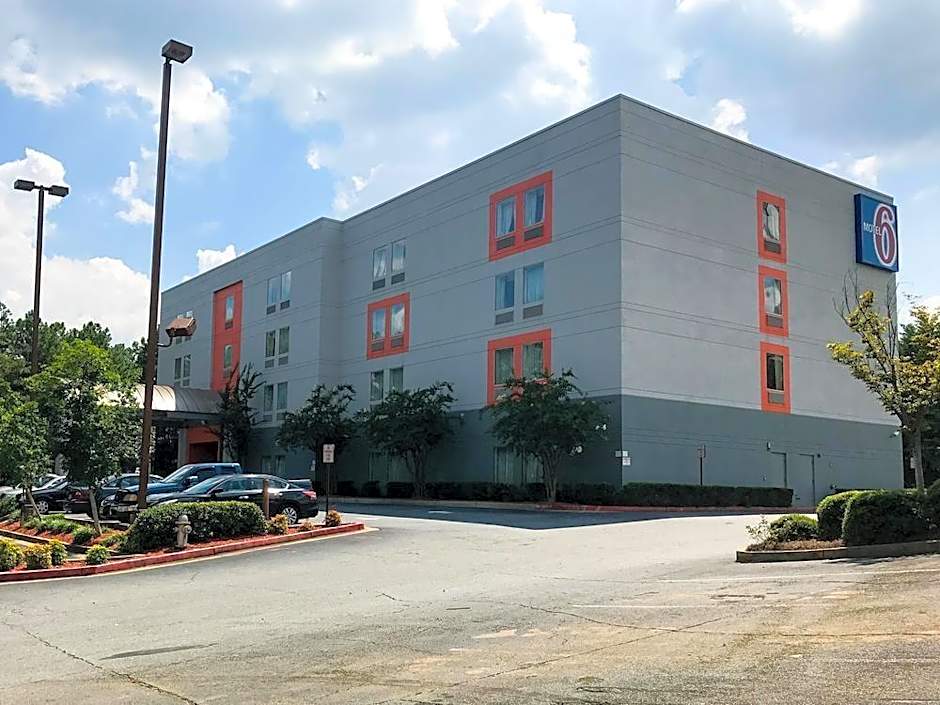 Budgetel Inns & Suites - Atlanta Galleria Stadium