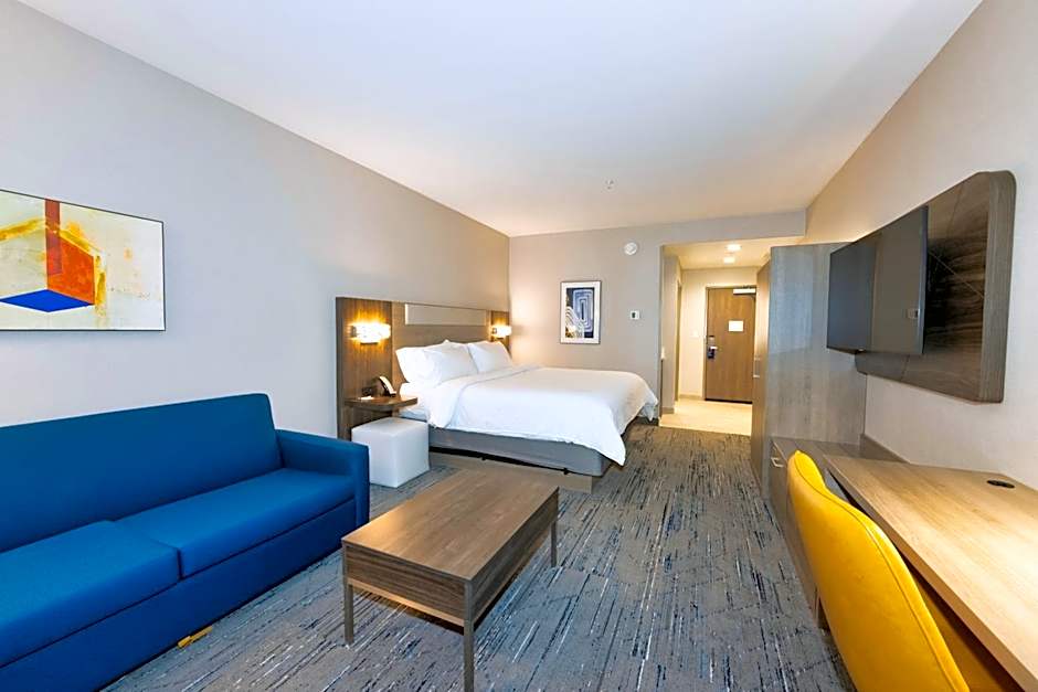 Holiday Inn Express & Suites - Harrisonburg University Area By IHG
