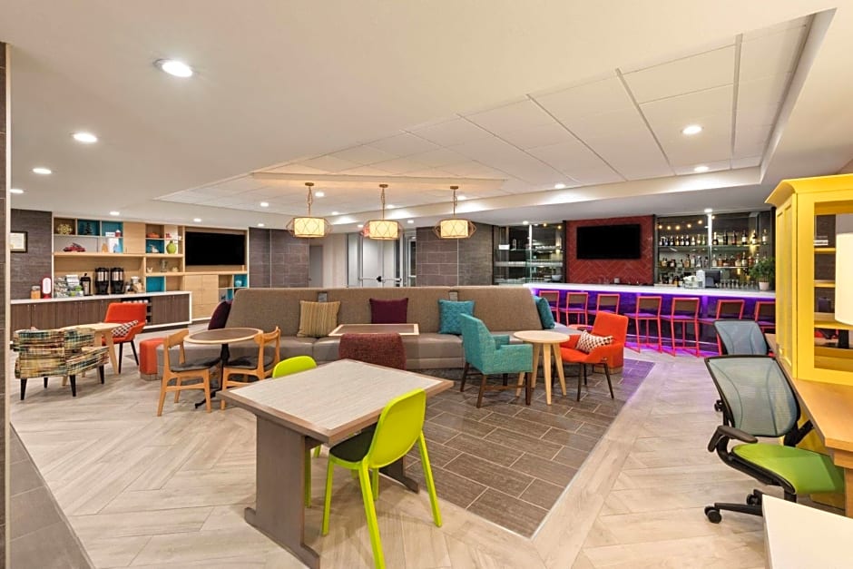 Hawthorn Inn & Suites by Wyndham Kingwood Houston