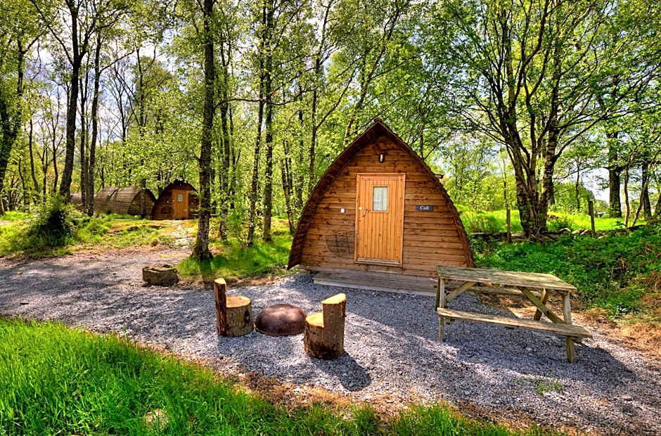 LOCH TAY HIGHLAND LODGES and GLAMPING PARK