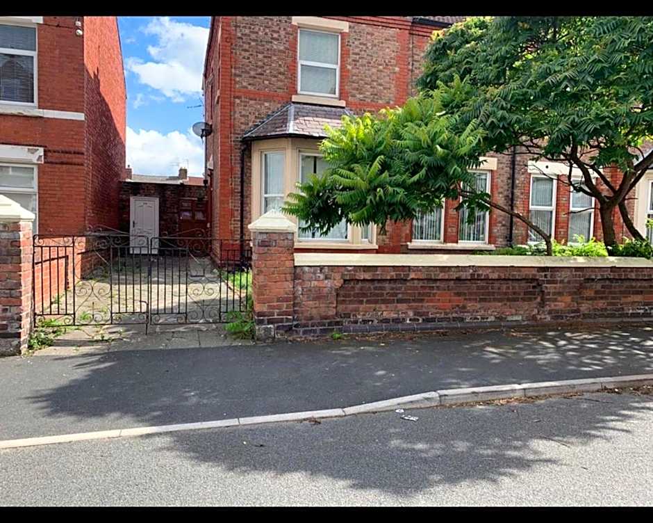 Marley Mansions Clarendon 65