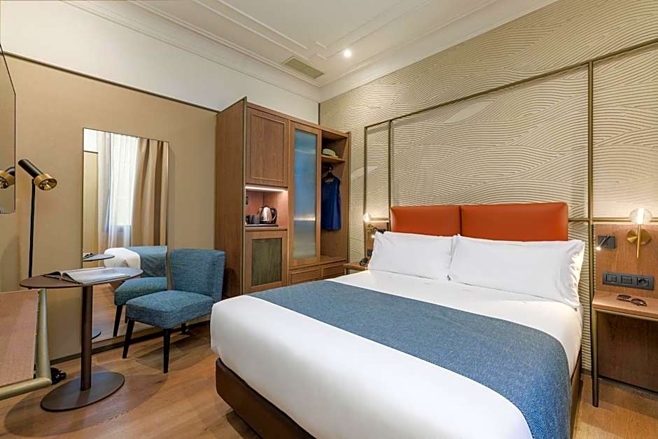 Hotel Medinaceli New reopening 2025