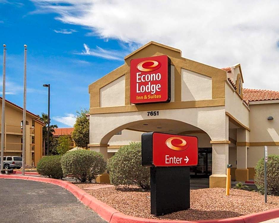Econo Lodge Inn & Suites El Paso