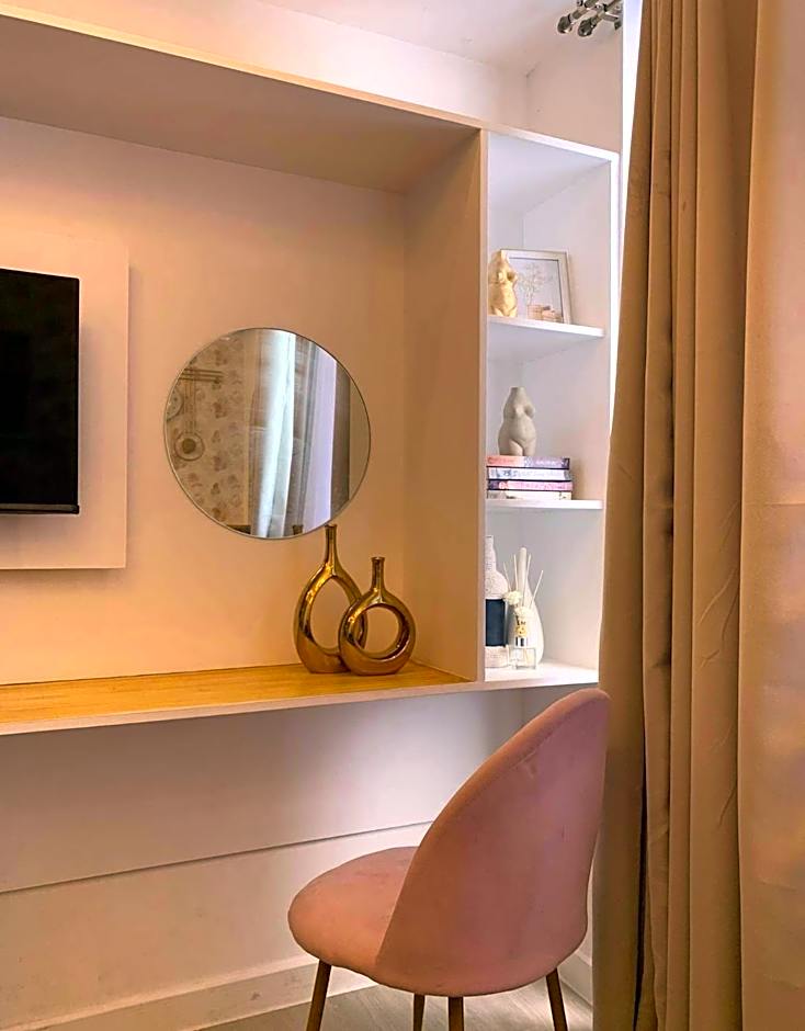 Chic Hideaway at Azure North Bali Tower