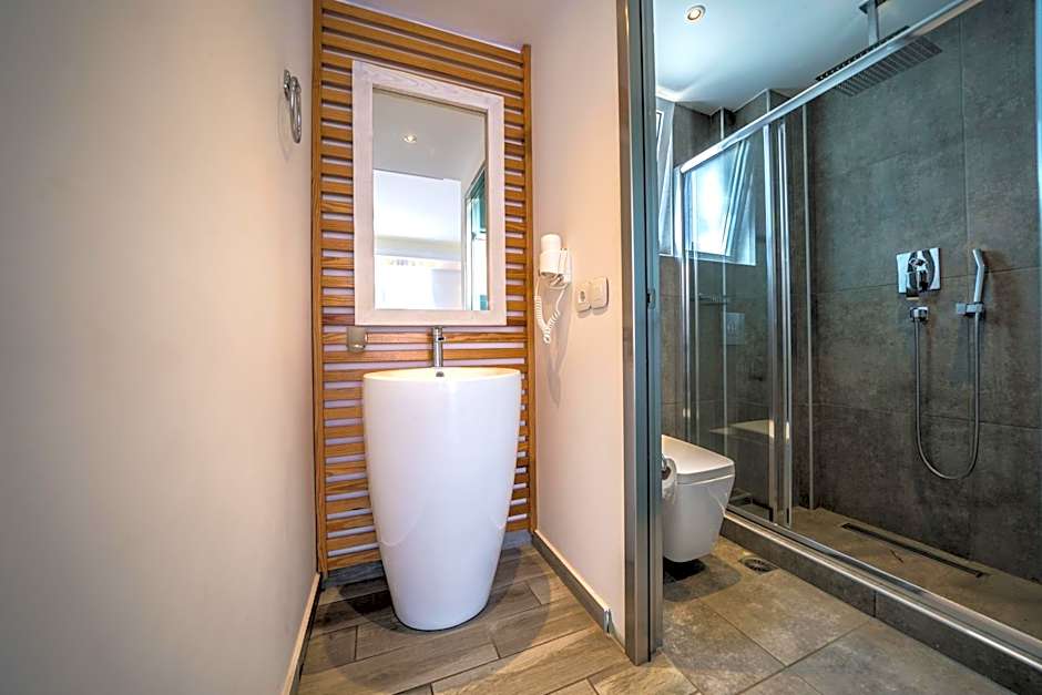 Porto Kalamaki Hotel