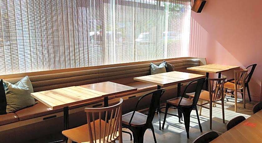 Cafetel Kyoto Sanjo – Kyoto, IL