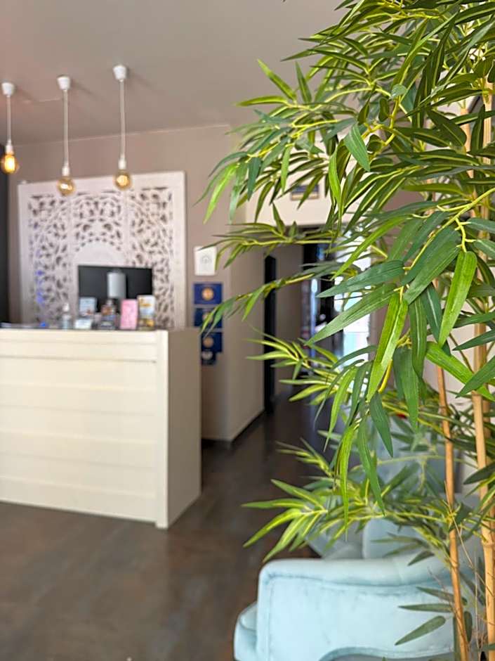 Aqua Ria Boutique Hotel