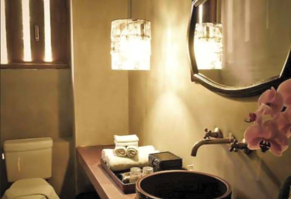 Hotel Des Artists Rose Of Pai