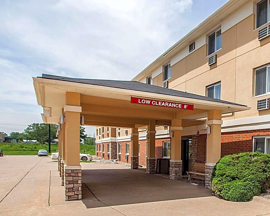 Quality Inn & Suites Davenport