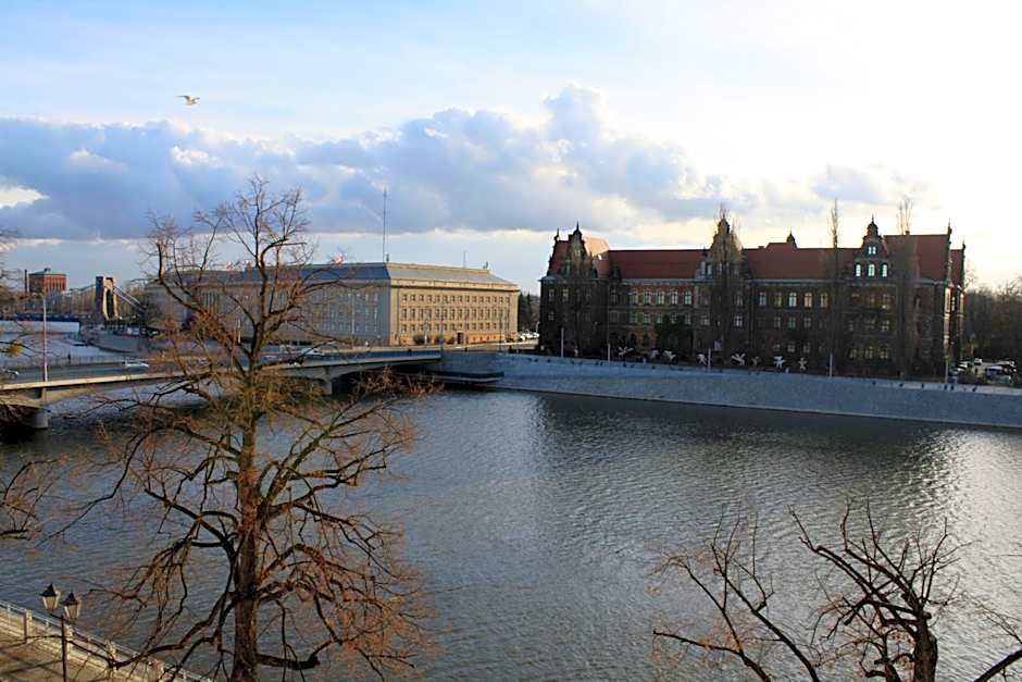WenderEDU Business Center