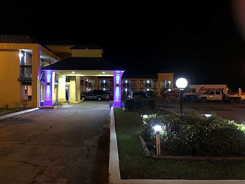 Americas Best Value Inn Kosciusko