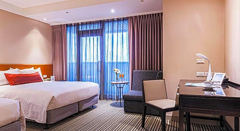 Pacific Business Hotel