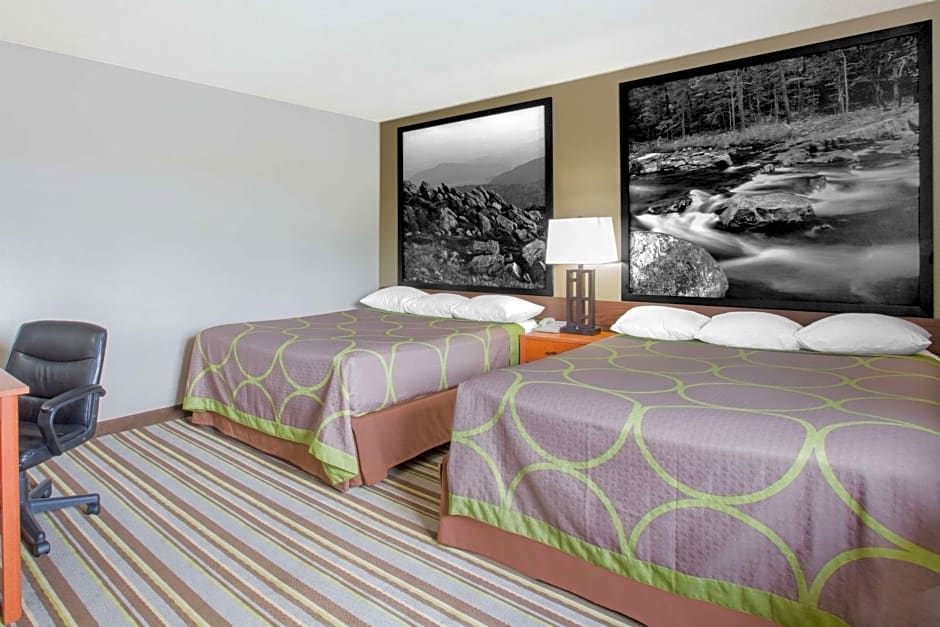 Super 8 by Wyndham Abingdon VA