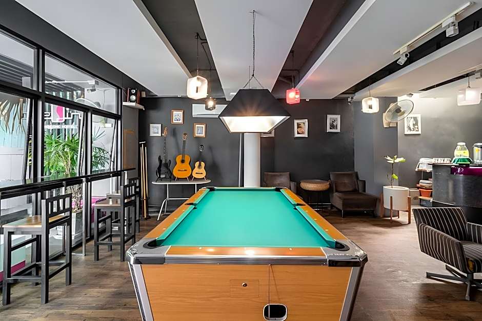 CheQinn Hostel - Sukhumvit 4 Nana Plaza