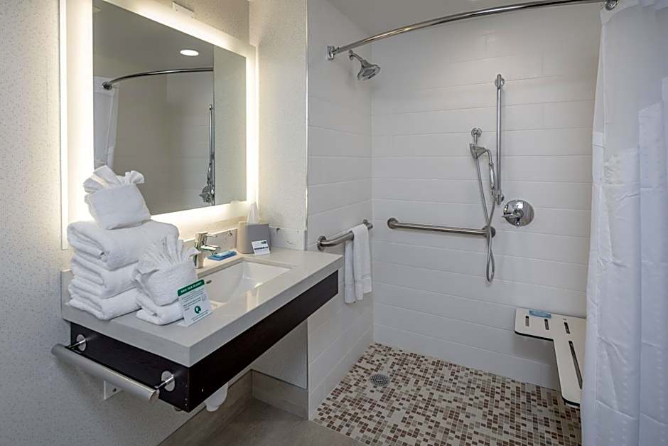 Holiday Inn Express Sunnyvale - Silicon Valley By IHG