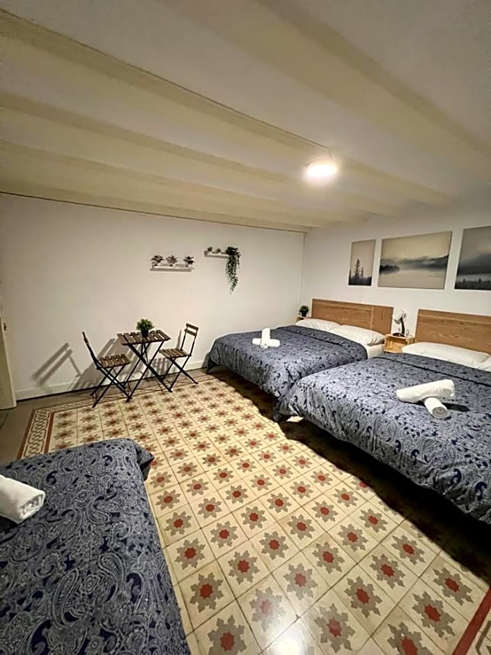 Sleep in Gothic Bcn