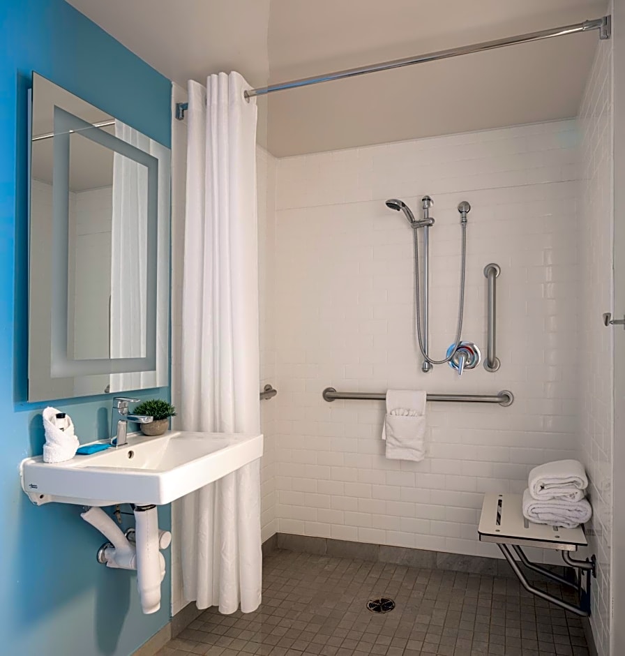Hotel Saint Clair - Magnificent Mile