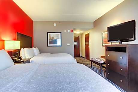 Queen Room - Non-Smoking