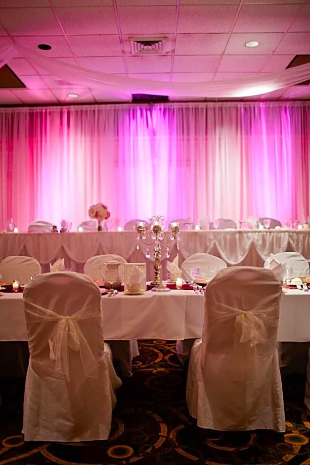 Hotel Mead Resorts & Conventions Center