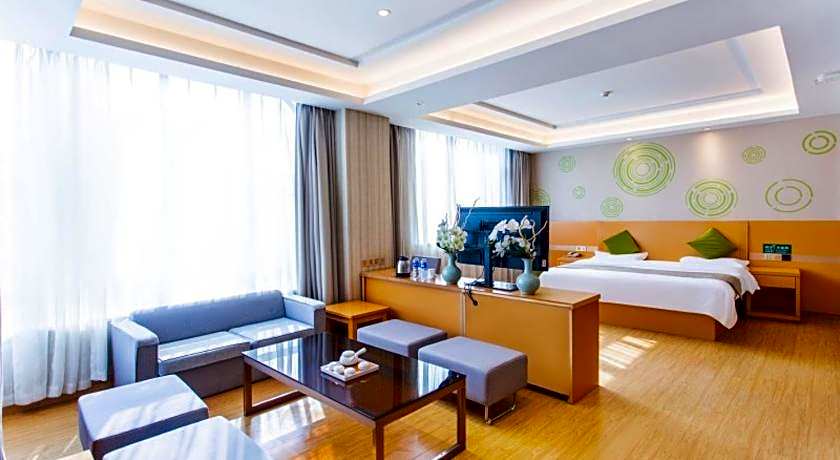 GreenTree Inn Fuyang Linquan County Economic Development Zone Xingye Road Branch